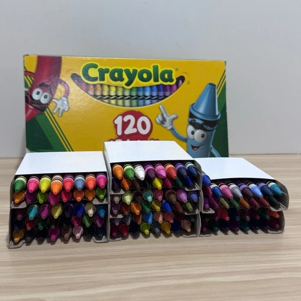Crayola 120 Box Of Crayons 120 Colors Bonus Character Tip Sharpener Inc 1 Used